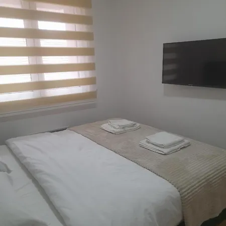 Apartment Vukadin Iv 34 *